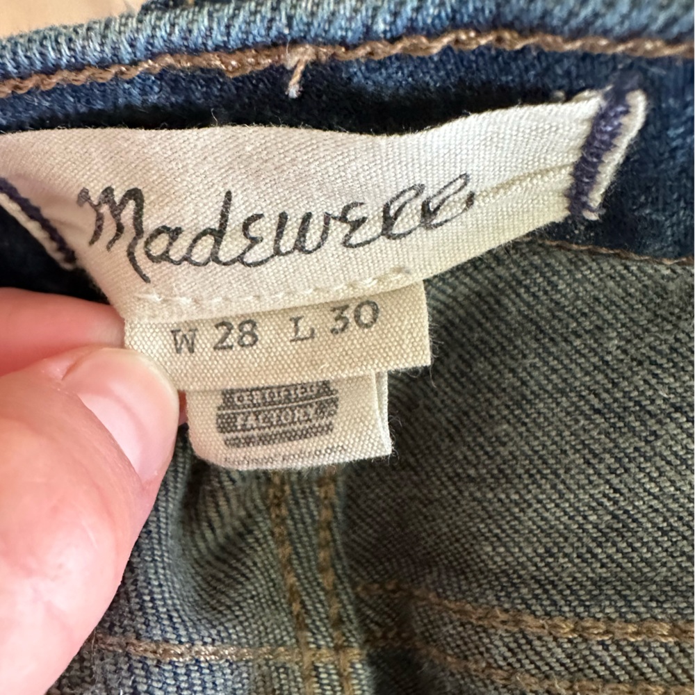 Madewell Men's Athletic Slim Jeans in Stratfield Wash, size 28 - Picture 8 of 8